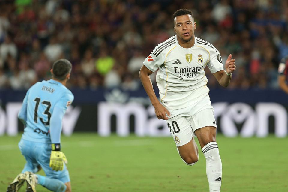 src, 球以及迪斯